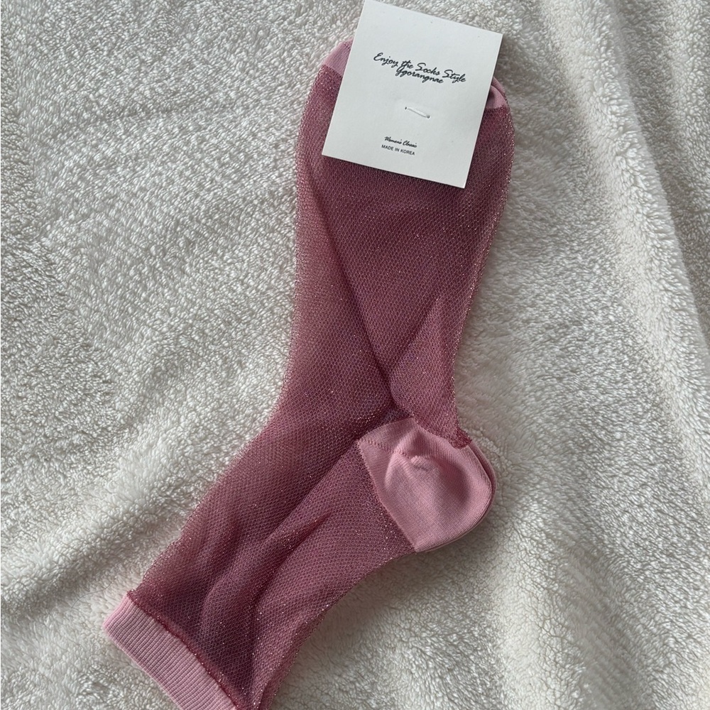Stylish Pink Mesh Socks